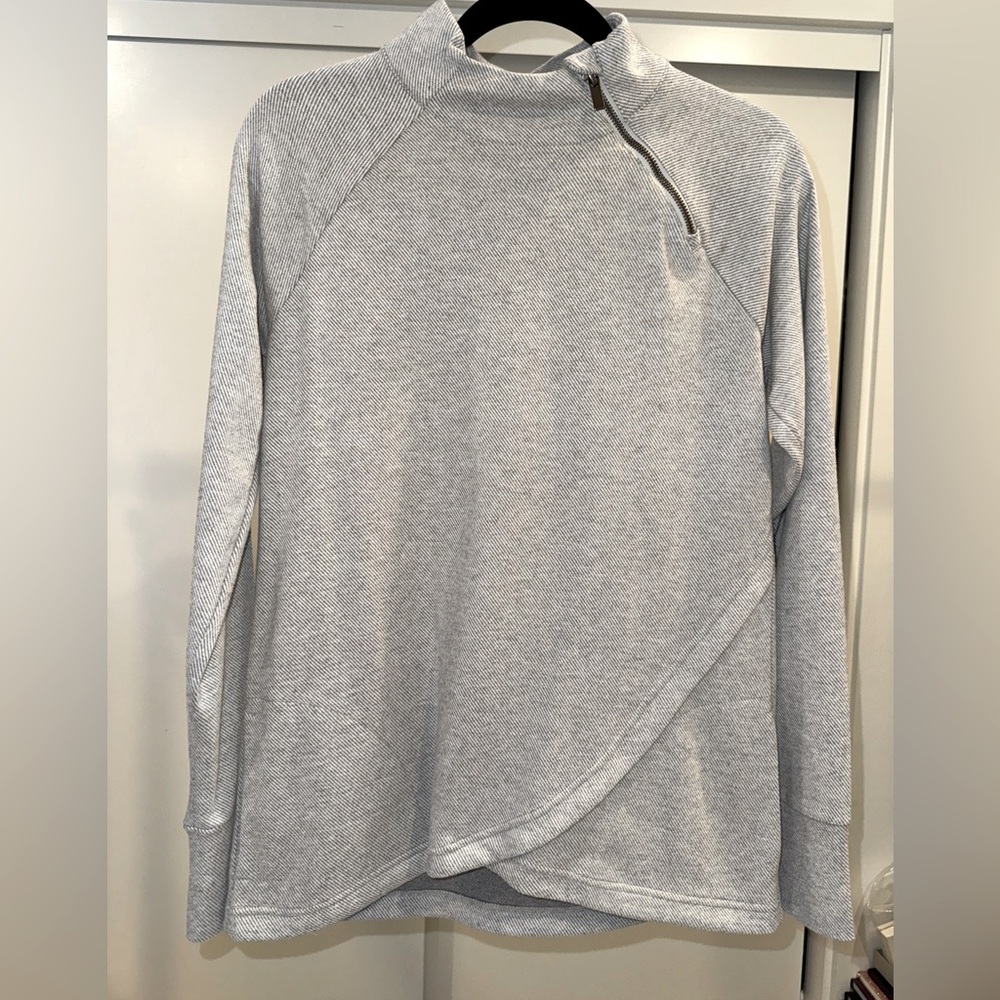 Kyodan Mock Neck Sweater - Size M. NWOT